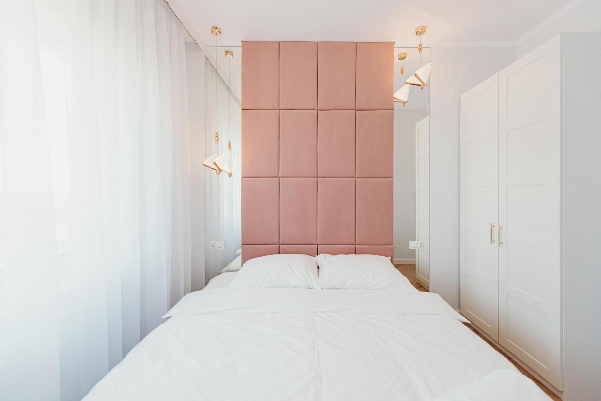 3 Bedrooms Premium Bella Rosa For 8 Guests With Ac And Underground Parking 热舒夫 外观 照片